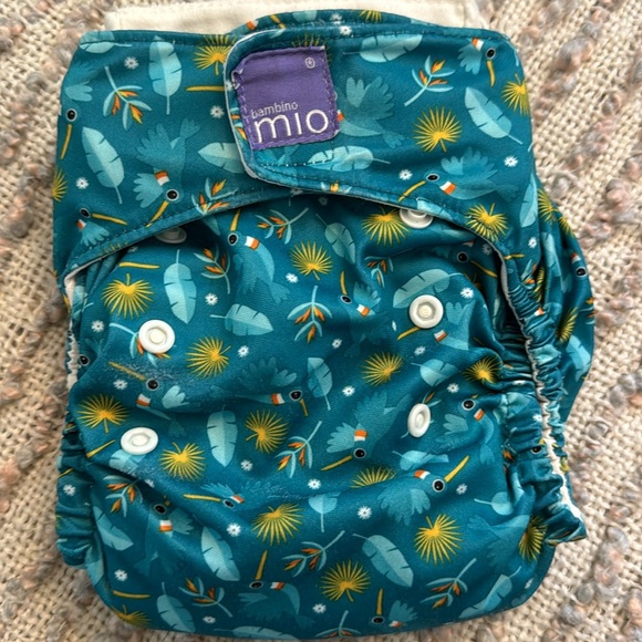 Set of 3 patterned cloth diapers - Picture 4 of 7